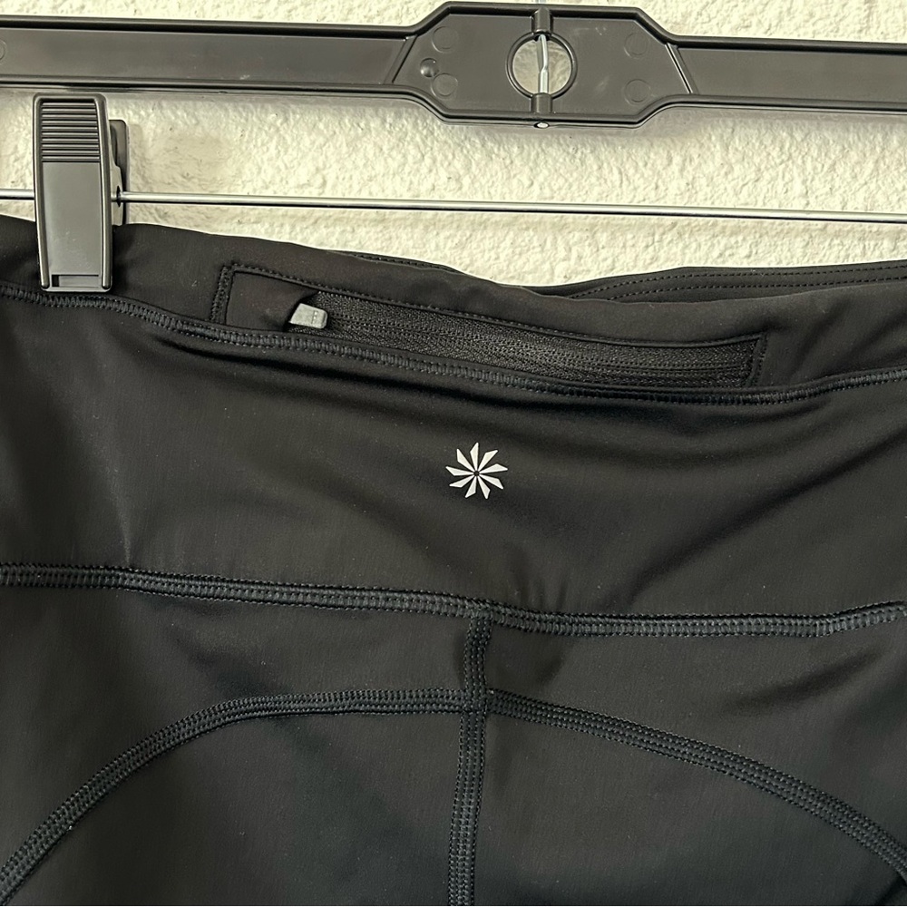 Athleta accelerate crop pant Sz M - Picture 8 of 12